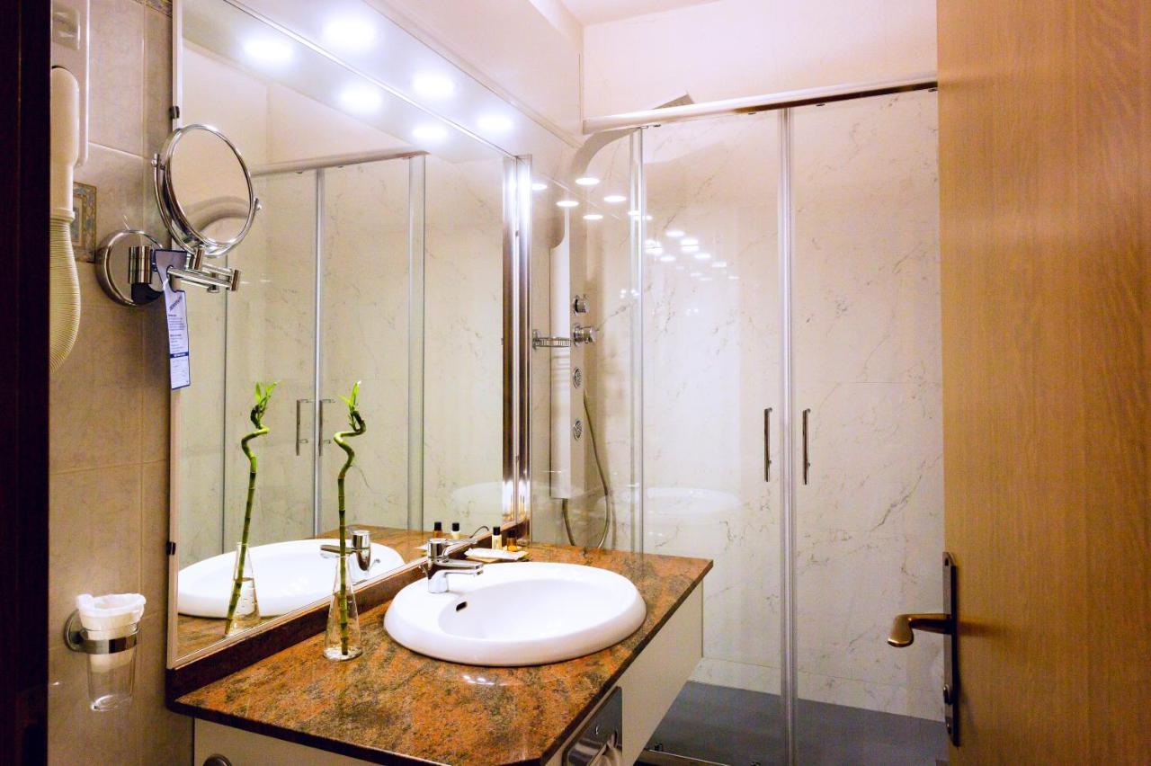 Hotel Marina Viverone Ngoại thất bức ảnh