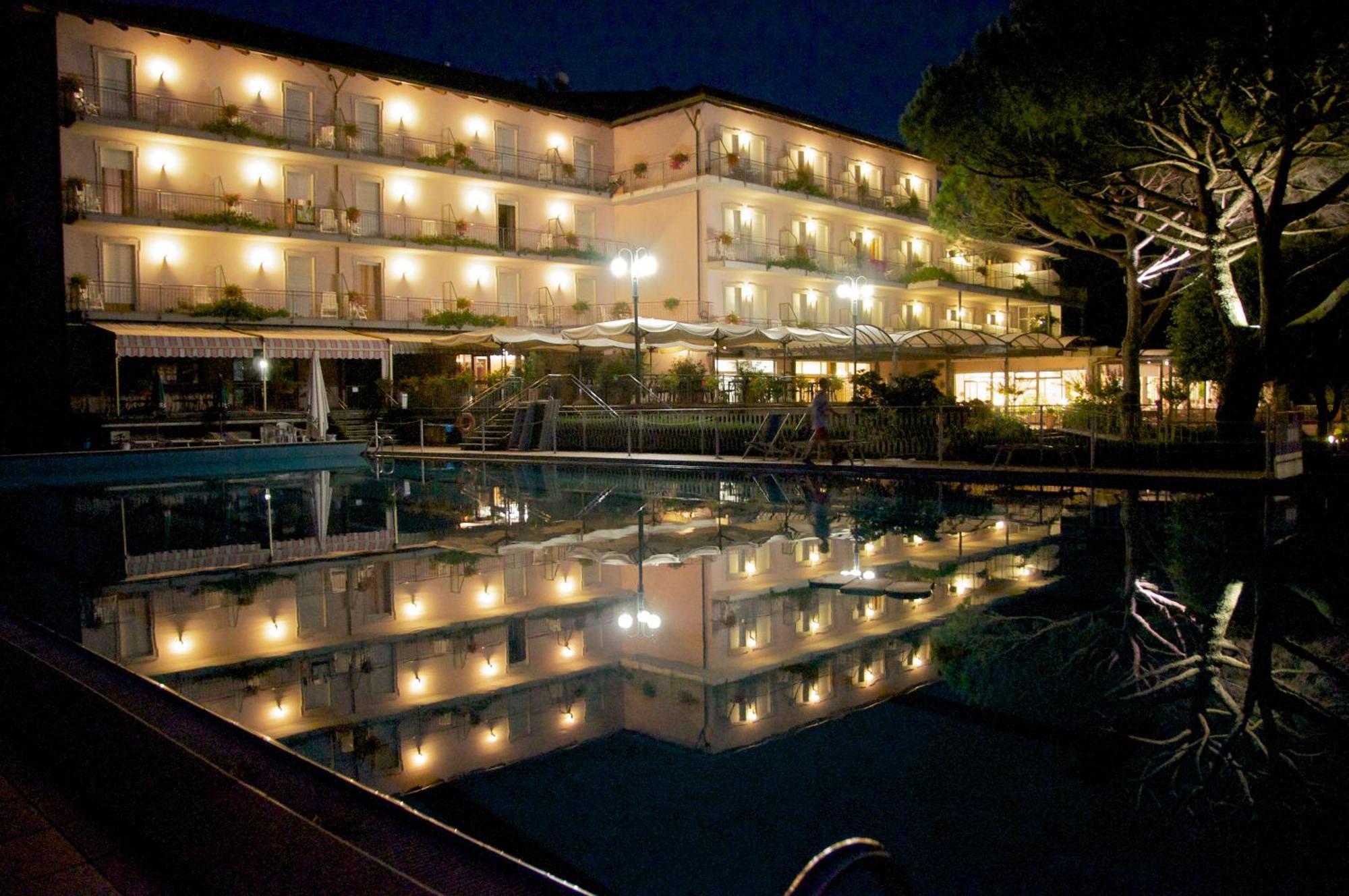 Hotel Marina Viverone Ngoại thất bức ảnh